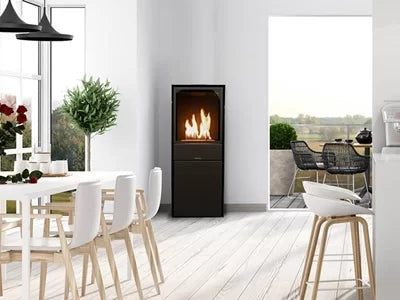 Nestor Martin Quadratischer Gasofen THS 15: 6 kW Leistung, Schwarzer Stahl, 360° drehbar
