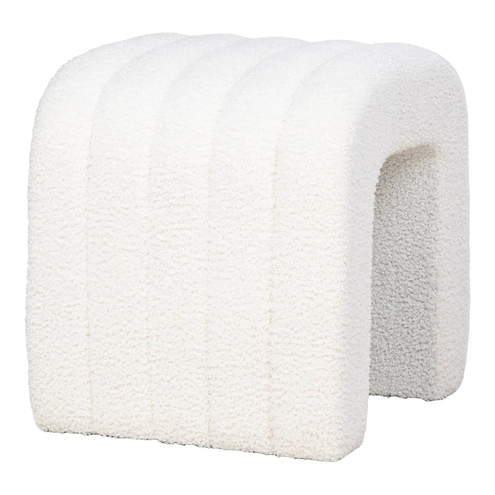 Eleganter Weißer Bouclé Beistellhocker Verilo: Stilvoller Komfort & Praktischer Stauraum