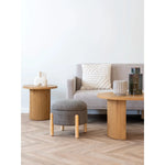 Lade das Bild in den Galerie-Viewer, Eleganter Bouclé Beistellhocker Braun mit Stauraum: Gemütlich, Modern, Praktisch
