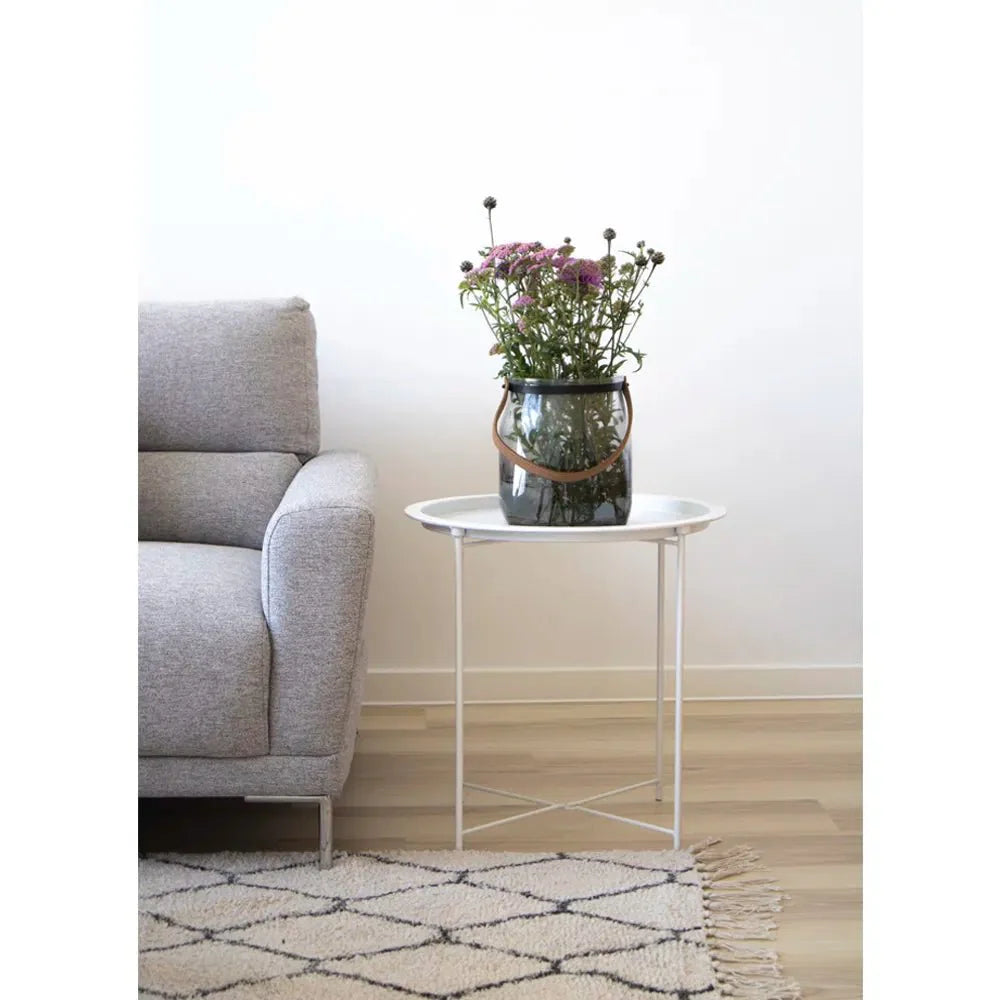 Eleganter Designer Couchtisch Lola: Modernes Wohnzimmer Highlight mit Stil und Funktion