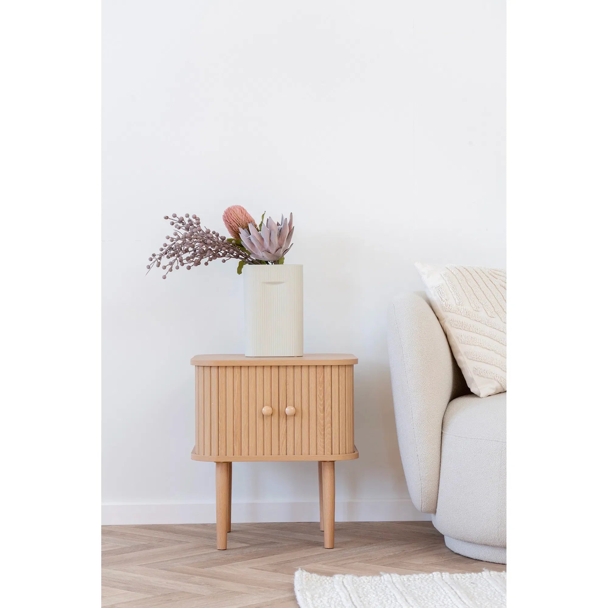 Eleganter Skandinavischer Designer Nachttisch Copenhagen: Stilvoller Stauraum für Ihr Schlafzimmer