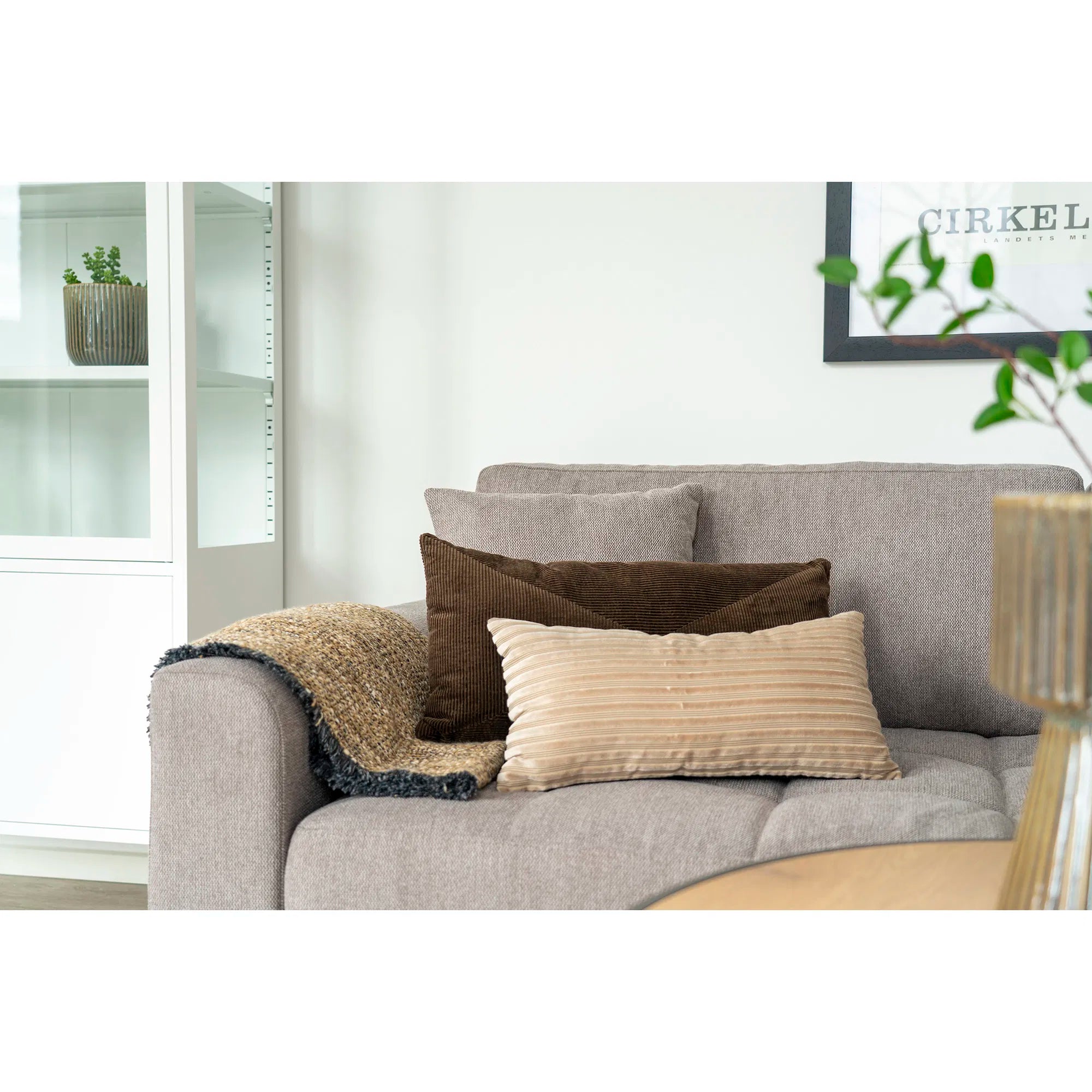 Levi Kord Kissen Beige 30x60 cm Weich Gemütlich Luxus Akzentkissen
