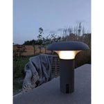 Lade das Bild in den Galerie-Viewer, Wiederaufladbare LED Tischlampe Sienna: Stilvolles Akzentlicht für Innen &amp; Außen
