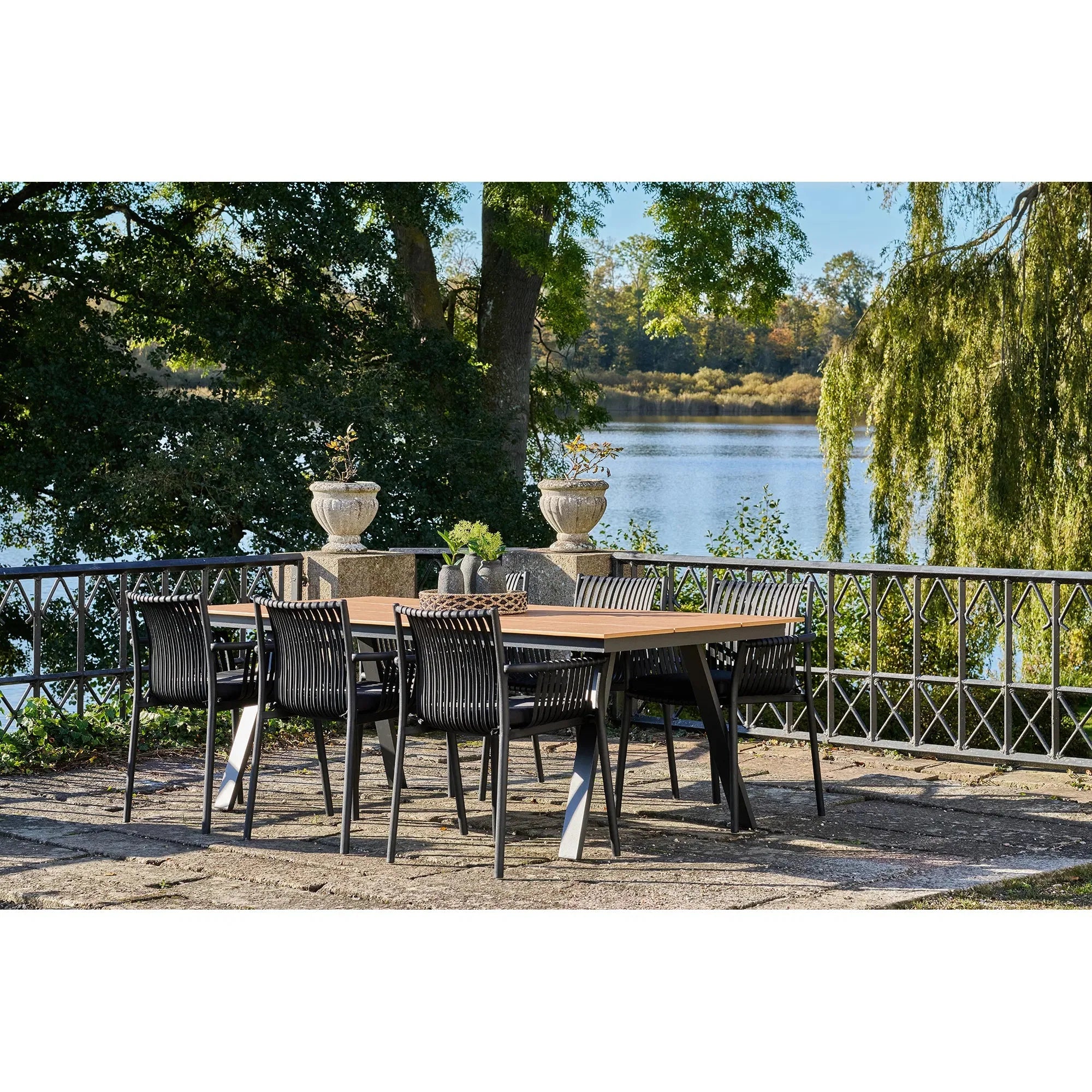 4er Set Stapelbarer Gartenstuhl Verona Schwarz für Outdoor & Balkon