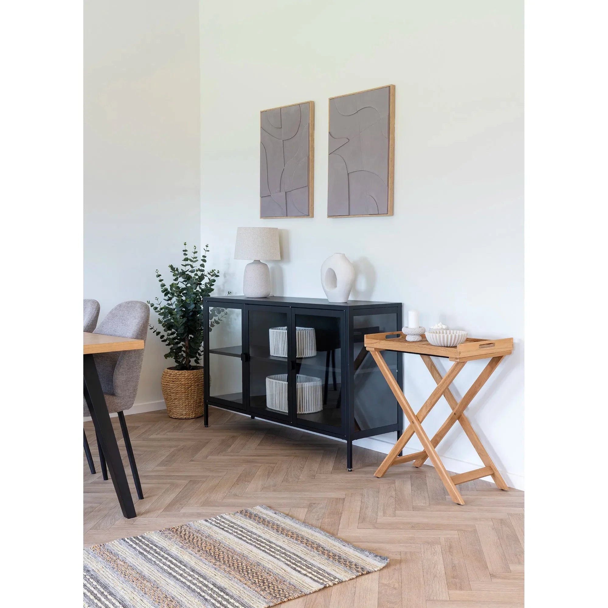 Riviera Teakholz-Beistelltisch mit abnehmbarem Tablett für Garten und Balkon