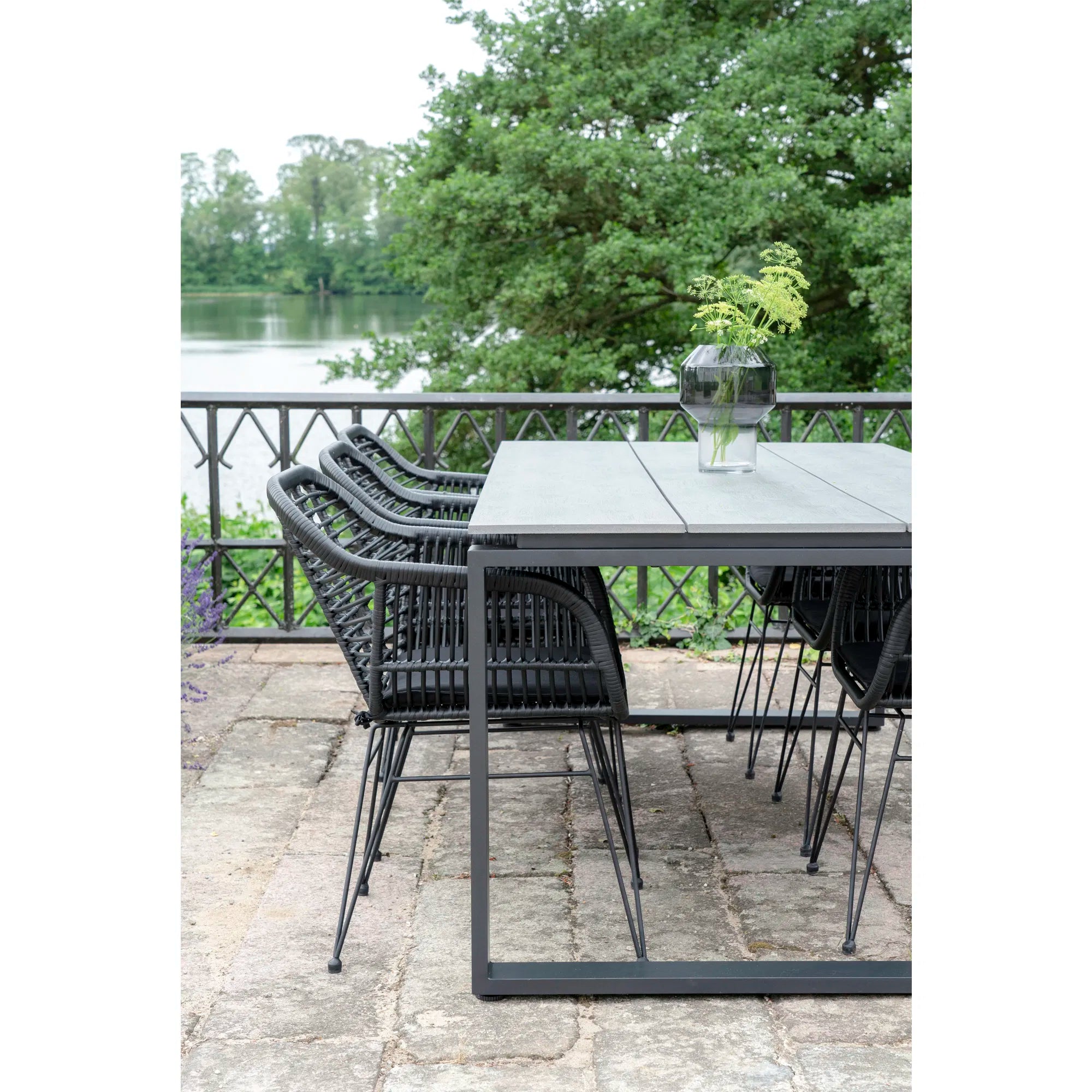 Robuster Garten Esstisch Emilio, 210x100cm, Nonwood & Aluminium, Modern, Wetterfest, Schwarz/Grau