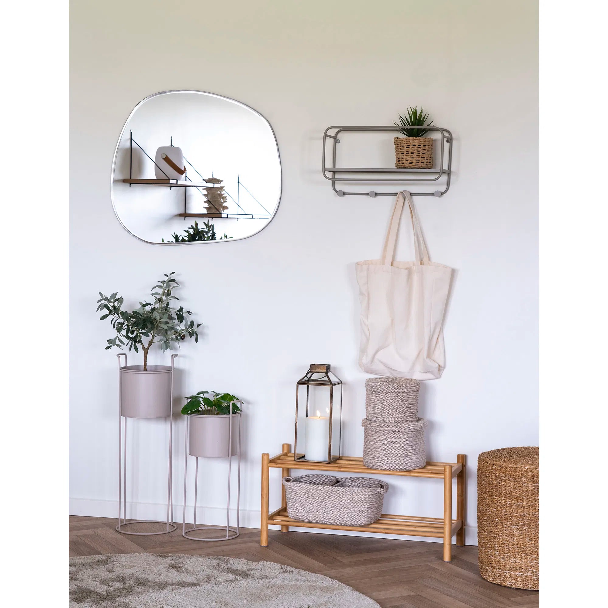Realistischer Künstlicher Olivenbaum 61cm: Mediterranes Flair für Gemütliches Zuhause
