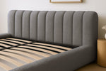 Lade das Bild in den Galerie-Viewer, Luxuriöses Selene Bouclé Polsterbett mit Stauraum – Modernes, Elegantes Designer-Bett
