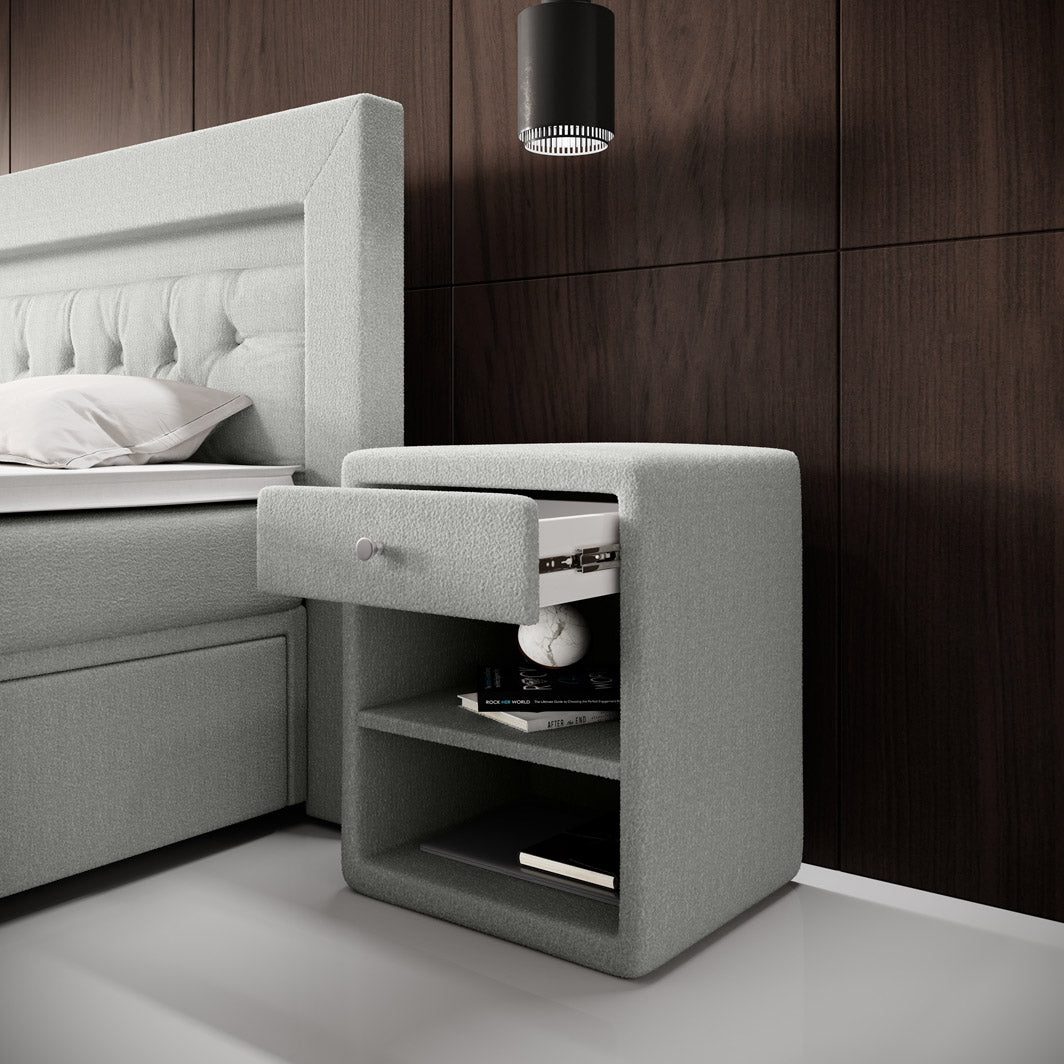 Eleganter Designer Nachttisch Amy – Samtweiches Bouclé – Stilvolles Schlafzimmer-Highlight