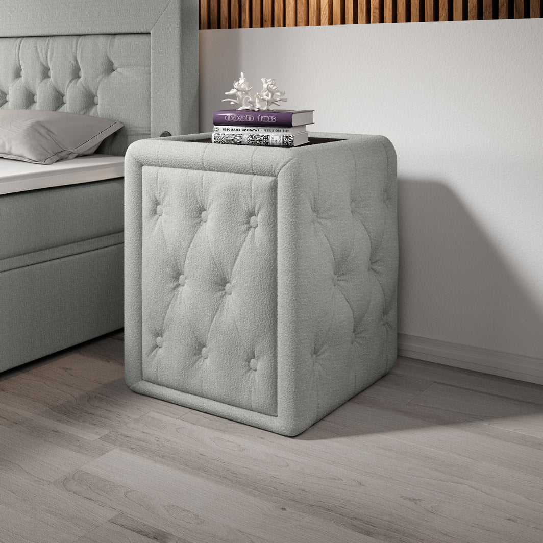 Eleganter Designer Josy Nachttisch mit Bouclé-Stoffbezug für modernes Schlafzimmer