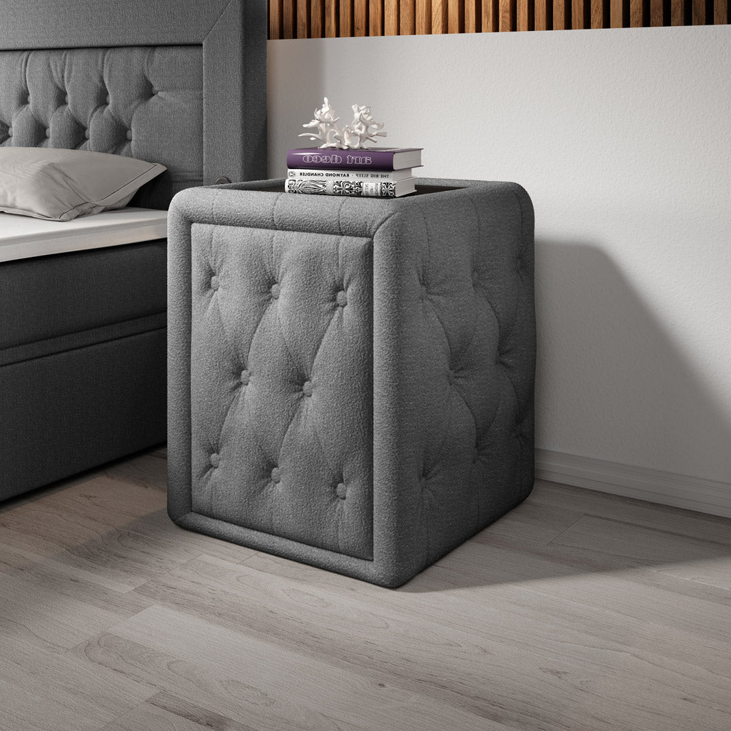 Eleganter Designer Josy Nachttisch mit Bouclé-Stoffbezug für modernes Schlafzimmer