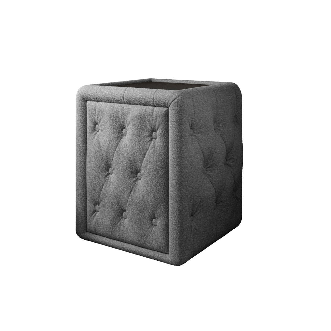 Eleganter Designer Josy Nachttisch mit Bouclé-Stoffbezug für modernes Schlafzimmer