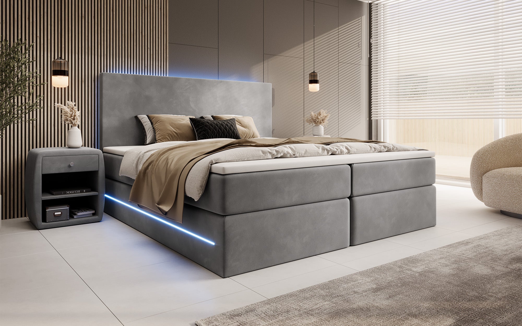 Luxuriöses Boxspringbett Voyage mit LED & Stauraum, Samtbezug