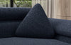 Elegantes Dreieckiges Bouclé Zierkissen Nook für Stilvolle Gemütlichkeit Zuhause
