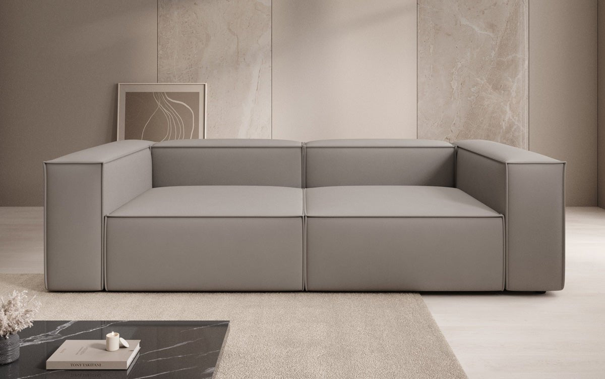 Luxuriöses Designer Sofa Lesley 3-Sitzer: Modern, Komfortabel & Vielseitig in Stoff