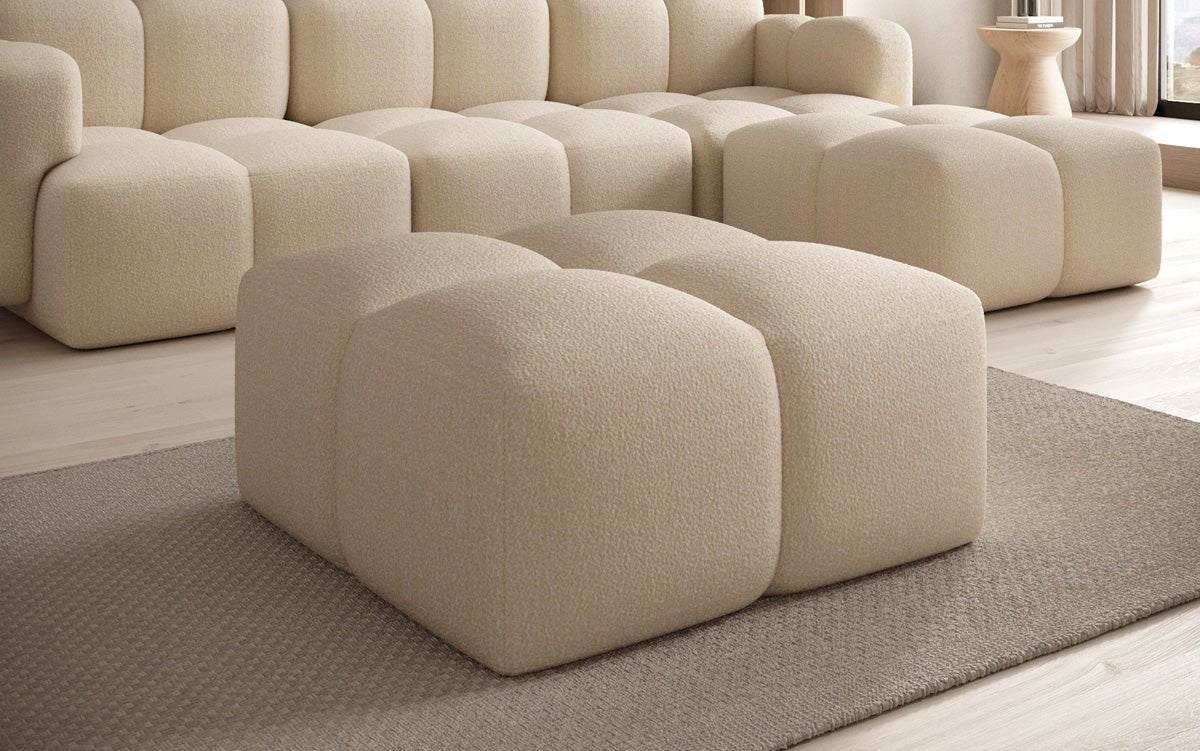 Luxuriöser Bouclé Beistellhocker Celly: Modern, Gemütlich, Vielseitig für Ihr Zuhause
