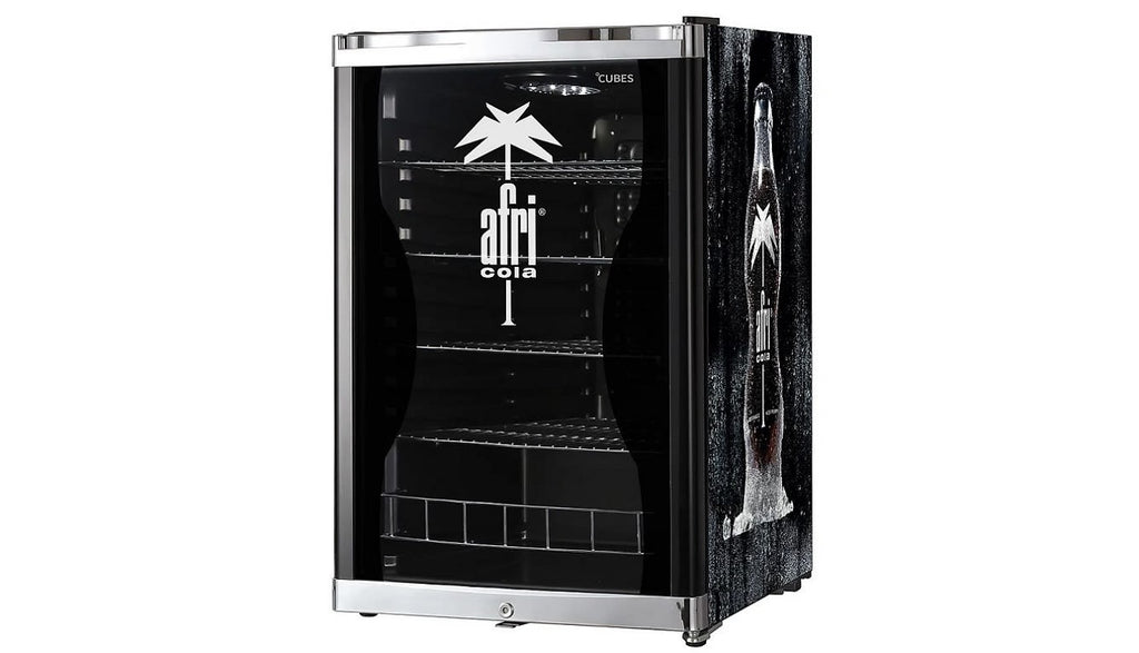 CUBES HC 150 E Afri Getränkekühlschrank – 115 l, stilvolles Afri‑Cola Design, 845 mm hoch