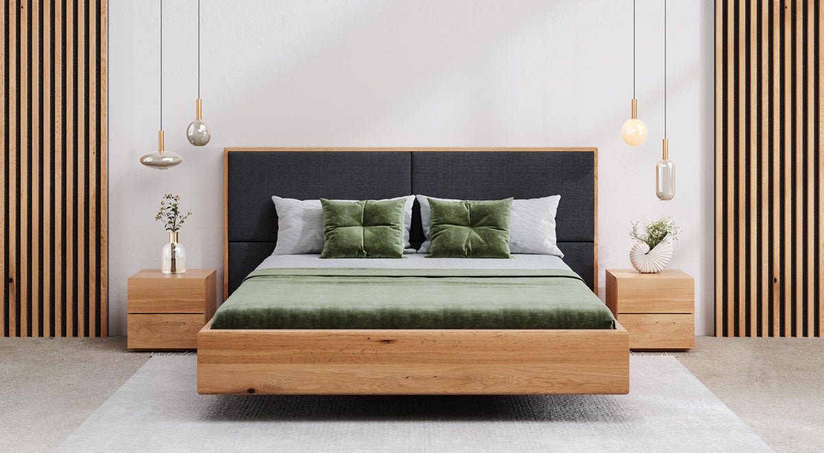 Elegantes Massivholz-Bett Valent: Schwebendes Design, Eiche, Luxus für Ihr Schlafzimmer