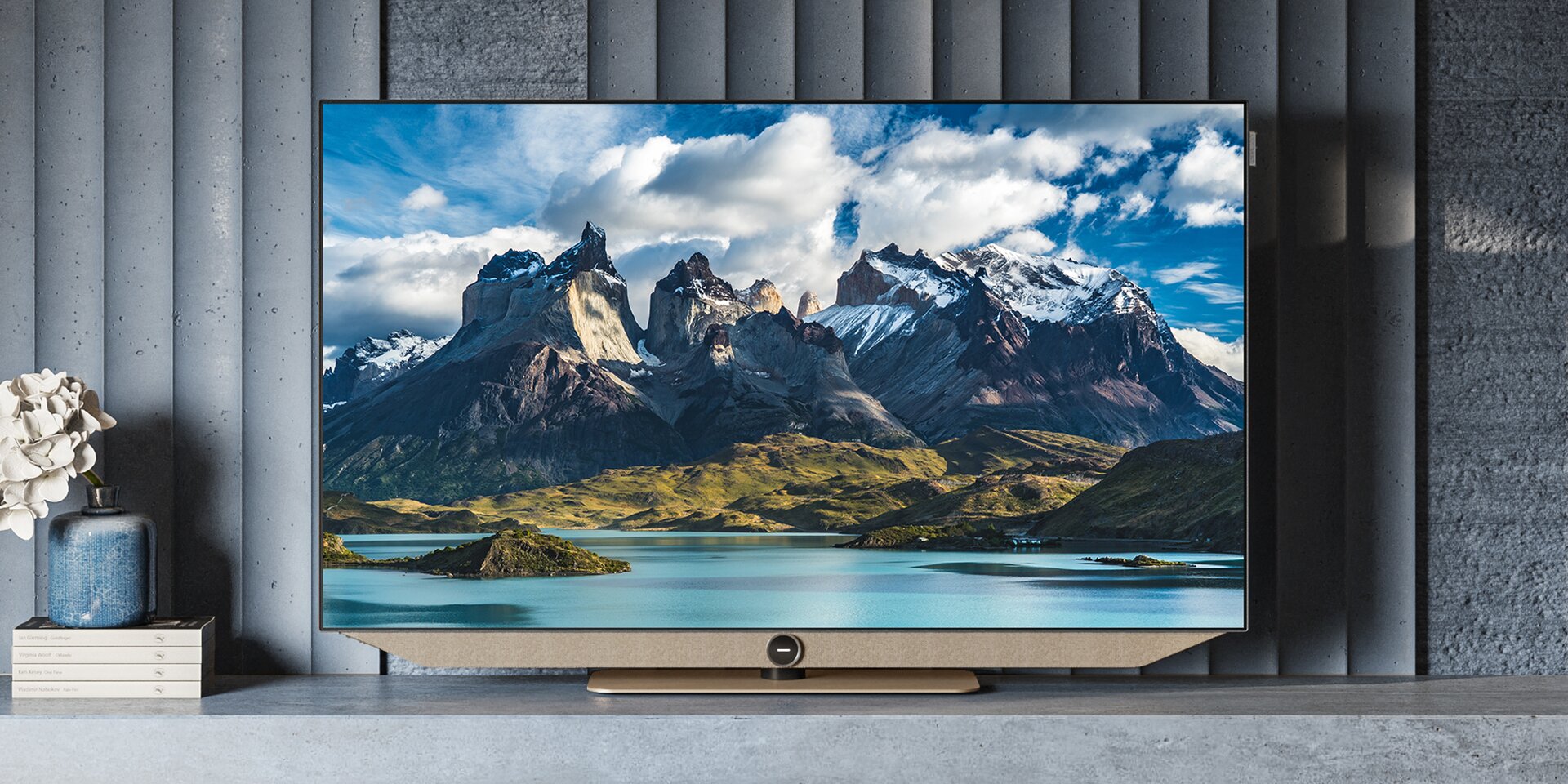 Loewe bild v.48 dr+ Bronze: Edler 4K OLED Smart TV mit Stereo-Soundbar