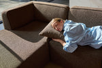 Lade das Bild in den Galerie-Viewer, Hugg Modulsofa: Flexibles, Komfortables Wohnzimmer-Highlight zum Selbst-Konfigurieren
