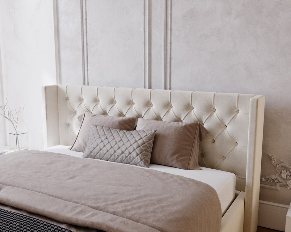 Celestia Designer Samt Polsterbett mit Integriertem Stauraum für Luxuriösen Schlaf