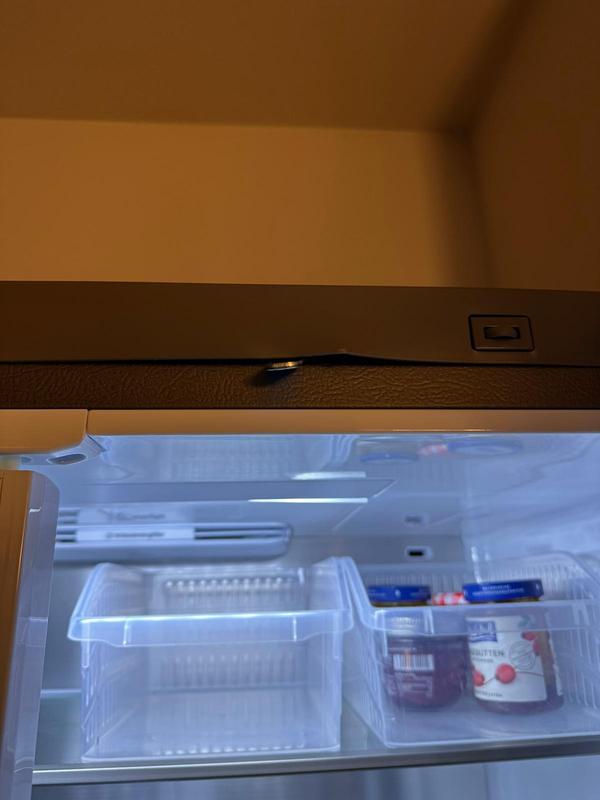 Samsung RF9000 French Door Kühlschrank: See-Thru, Beverage Center, Dual Ice