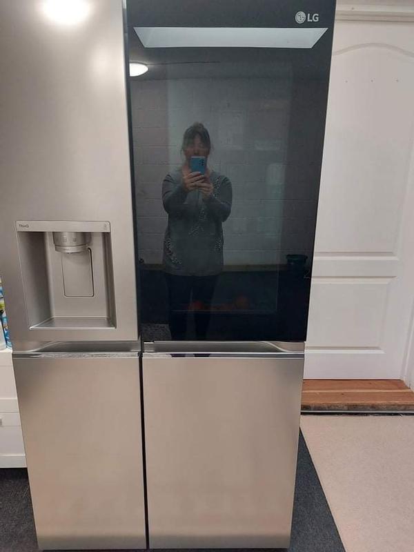 LG InstaView Side-by-Side Kühlschrank mit Door-in-Door, Eis- und Wasserspender, 635L