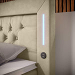 Lade das Bild in den Galerie-Viewer, Luxuriöses Boxspringbett Charme mit LED, USB, Stauraum, Komfort Matratze
