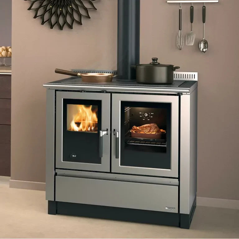 Effizienter Holzofen für Häuser: Stilvolles Design, hohe Heizleistung
