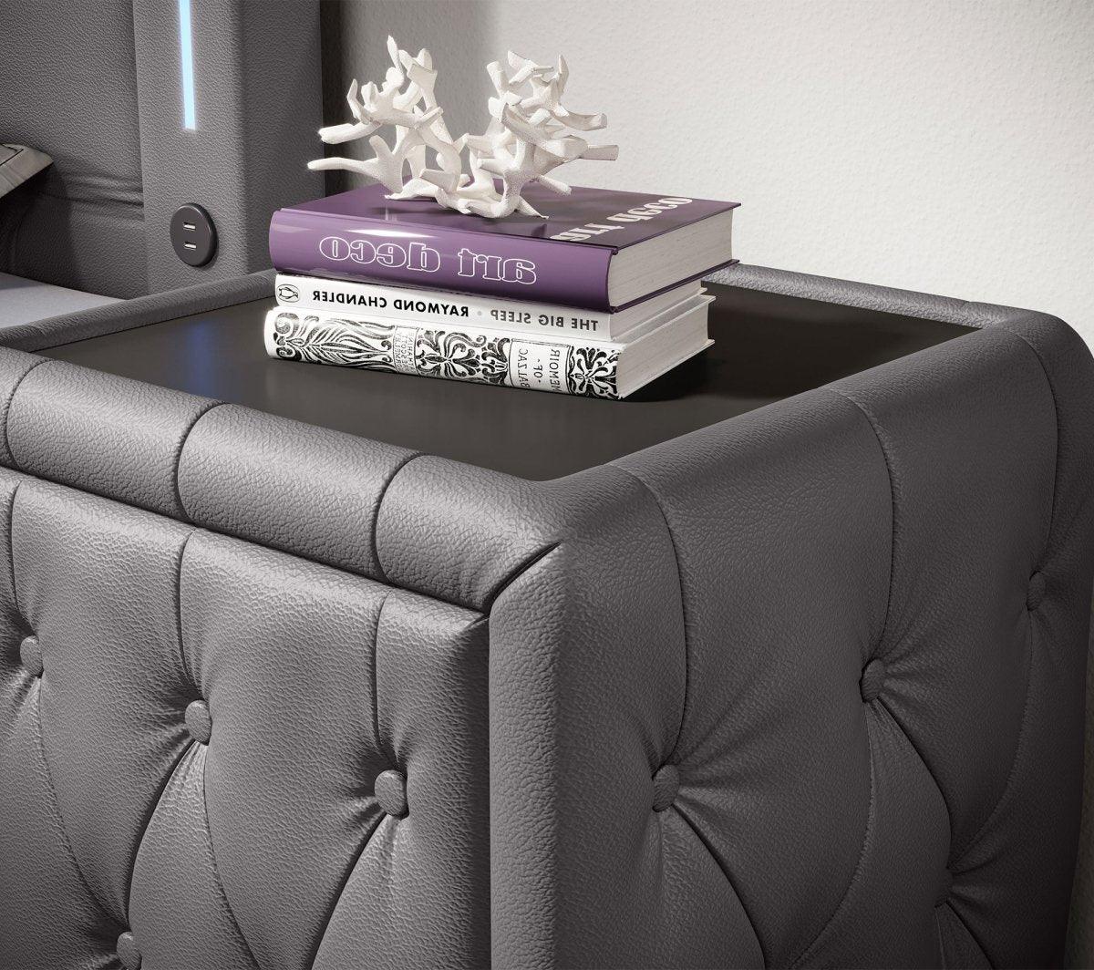 Evora Designer Nachttisch: Eleganter Kunstleder Beistelltisch für Boxspringbetten