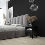 Lade das Bild in den Galerie-Viewer, Eleganter Nachttisch Galaxy: Modernes Design mit Integrierter LED-Beleuchtung und Stauraum
