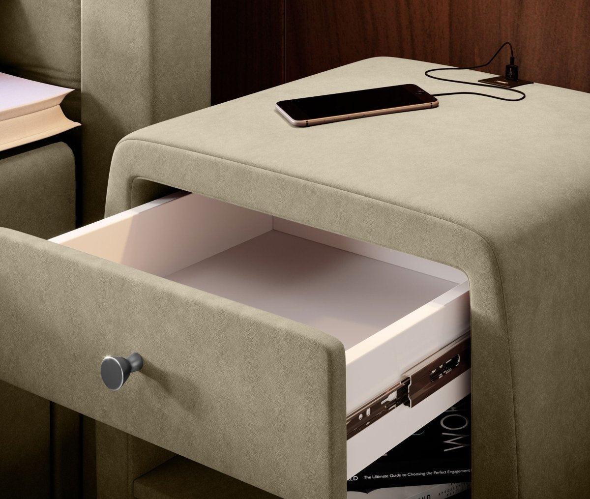 Eleganter Samt Designer Nachttisch Lilly mit USB-Ladefunktion – Stilvoll & Praktisch