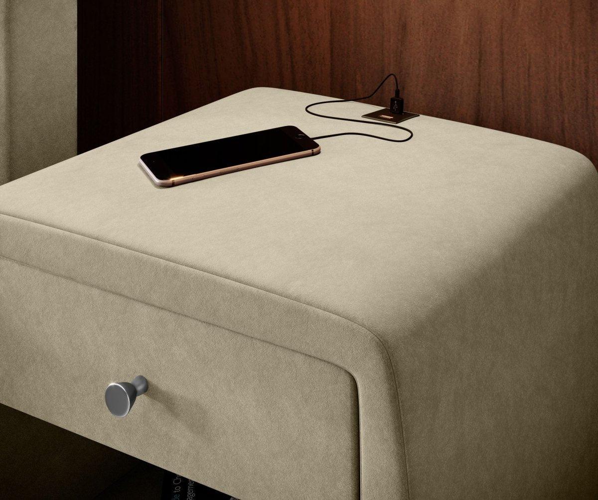 Eleganter Samt Designer Nachttisch Lilly mit USB-Ladefunktion – Stilvoll & Praktisch