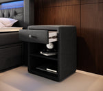 Lade das Bild in den Galerie-Viewer, Eleganter Designer Nachttisch Nira aus Stoff für modernes Schlafzimmer
