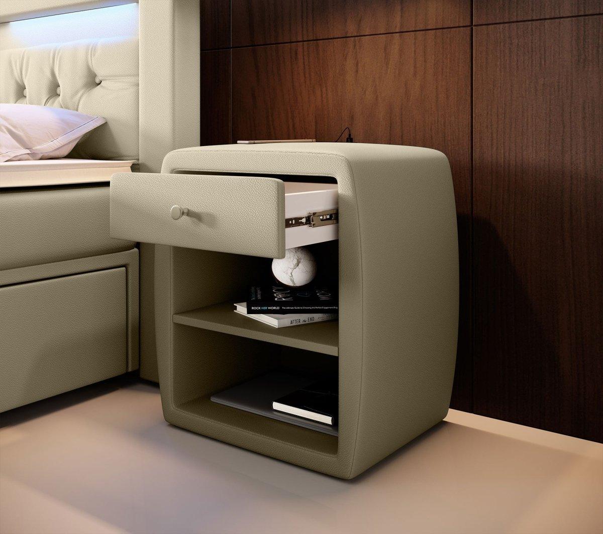Tavira Designer-Nachttisch aus Kunstleder mit USB-Anschluss für Boxspringbetten