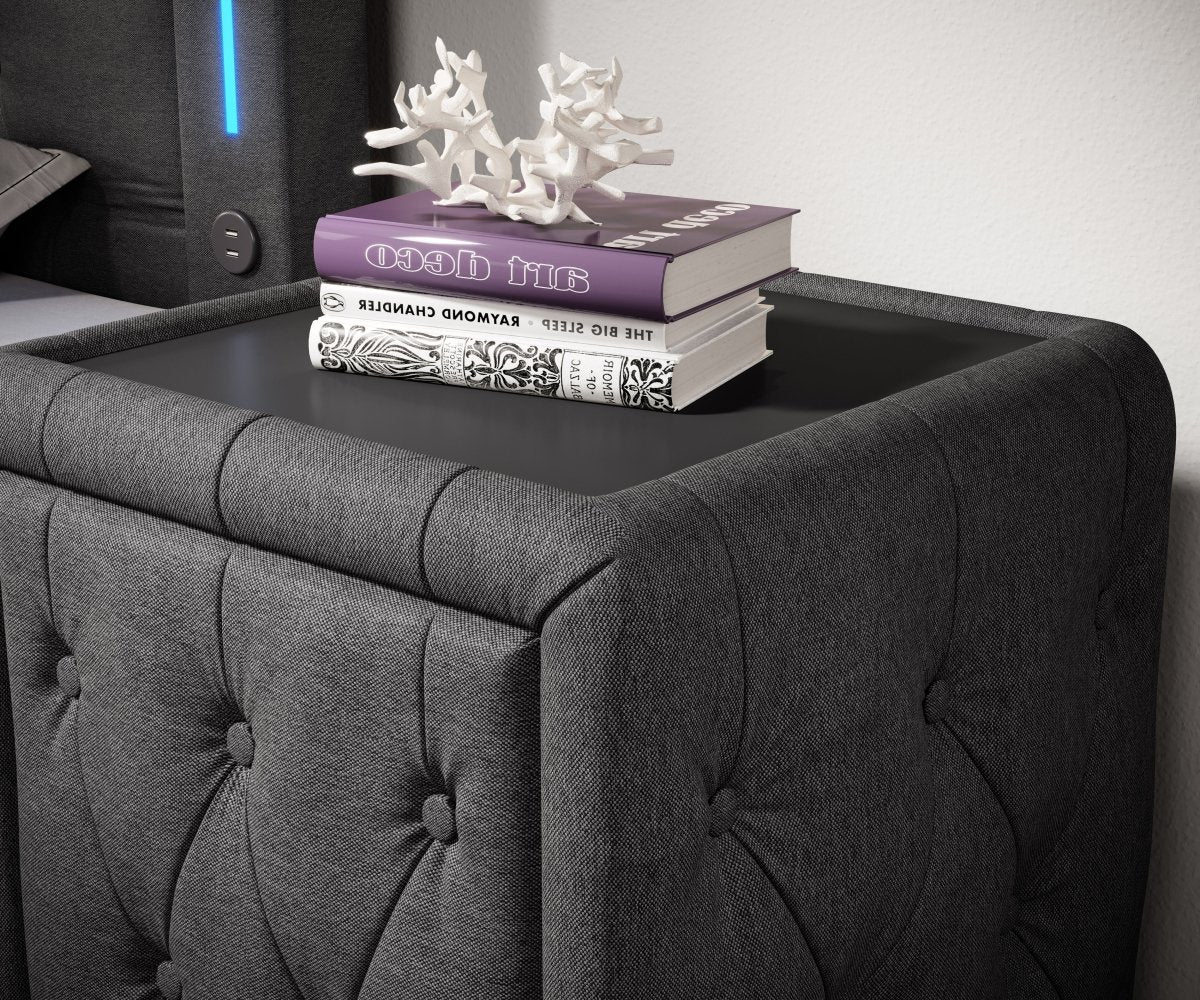 Eleganter Designer Nachttisch Tria aus Stoff – Modernes Schlafzimmer Nachtkästchen