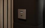 Lade das Bild in den Galerie-Viewer, Luxus Designer Polsterbett Porto: LED-Füße, USB-Anschluss, Praktischer Stauraum
