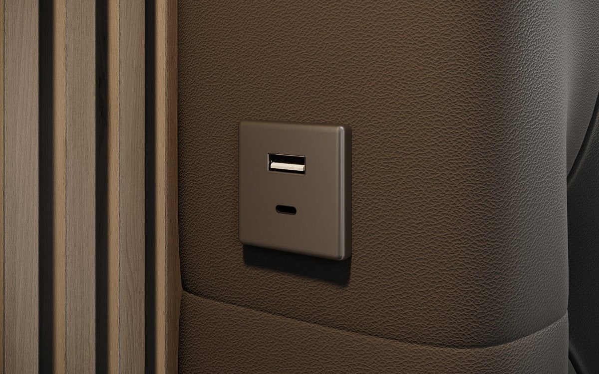 Luxus Designer Polsterbett Porto: LED-Füße, USB-Anschluss, Praktischer Stauraum