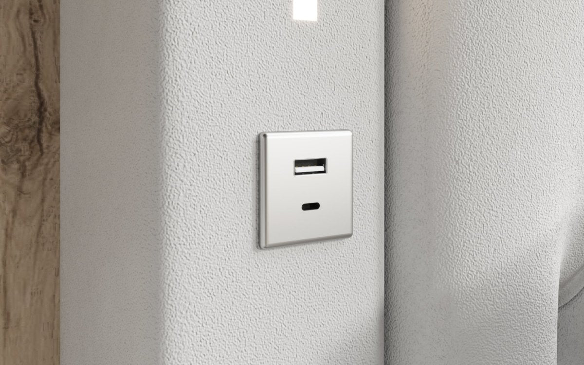 Luxuriöses Designer-Polsterbett Relina: Samt, RGB-Beleuchtung, USB & Geräumiger Stauraum
