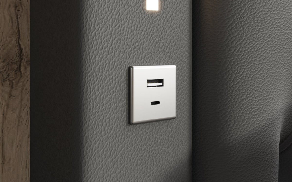 Luxuriöses Designer Polsterbett Rio mit RGB-Beleuchtung, USB-Anschluss und Stauraum