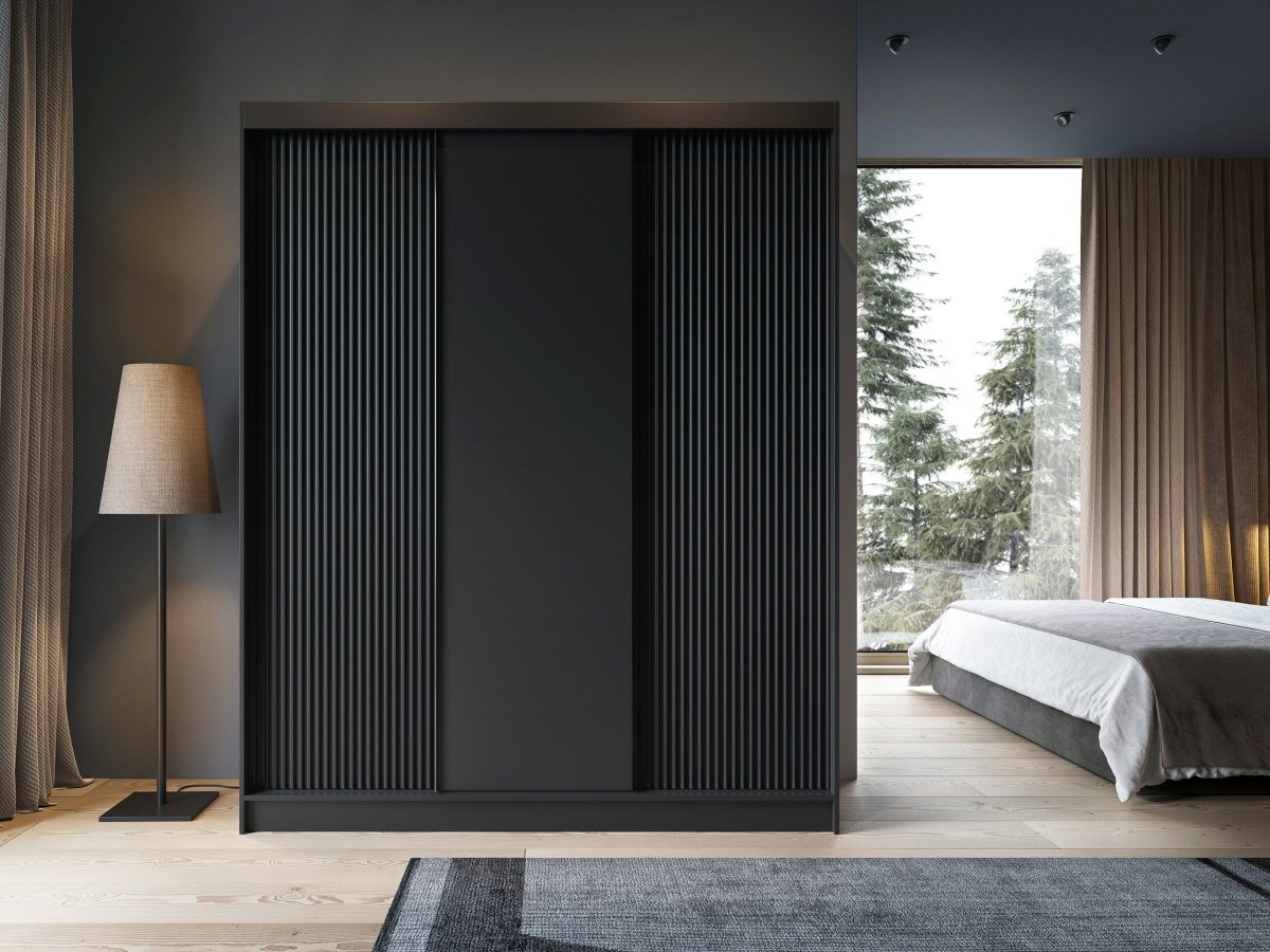 Eleganter Designer Kleiderschrank Beatrix: Stilvolle Aufbewahrung für Ihr modernes Schlafzimmer