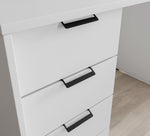 Lade das Bild in den Galerie-Viewer, Stilvoller Designer Schreibtisch Bryan: Modern, Funktional, Robuste Platte, Perfekt für Home-Office
