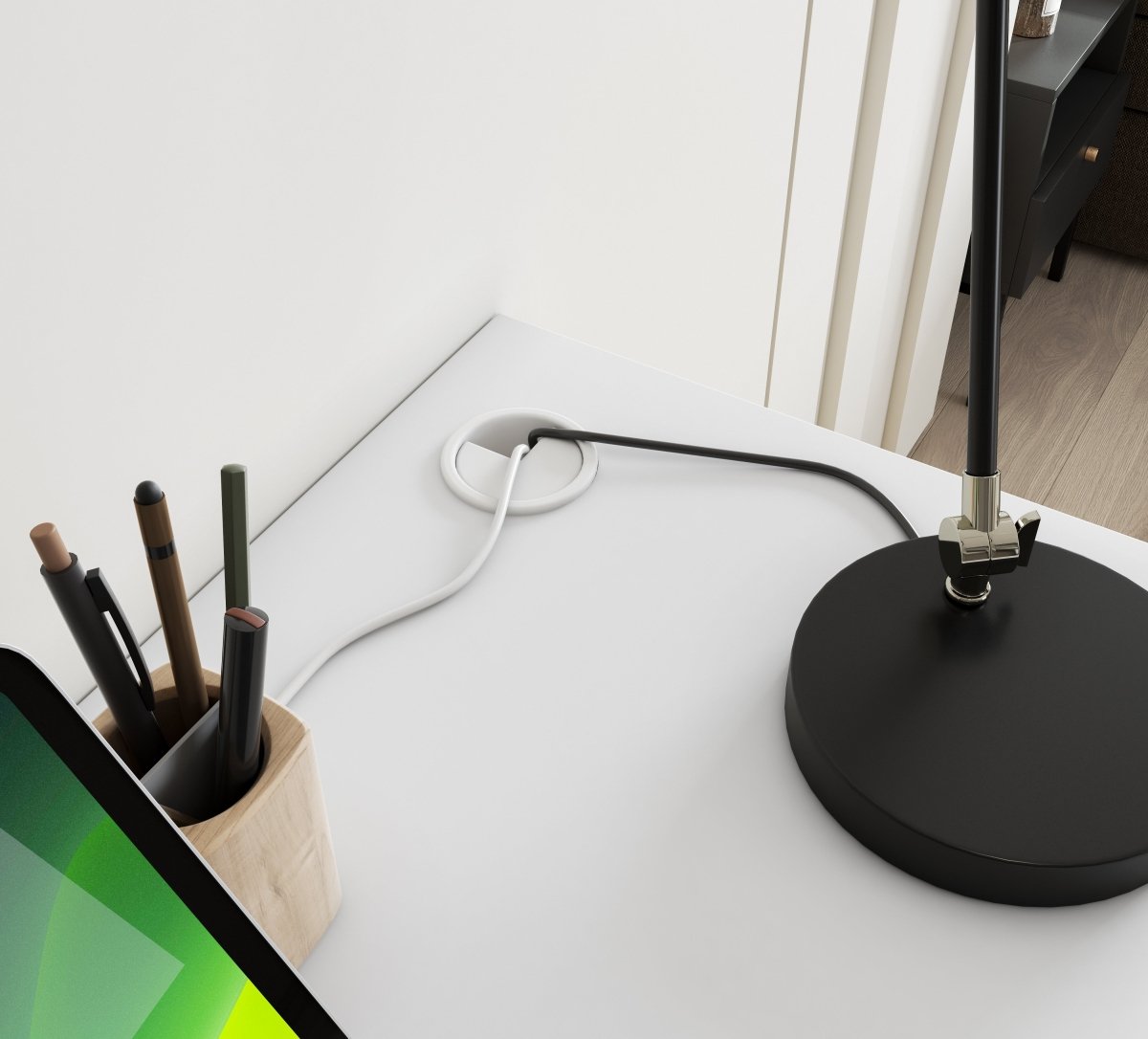 Stilvoller Designer Schreibtisch Bryan: Modern, Funktional, Robuste Platte, Perfekt für Home-Office