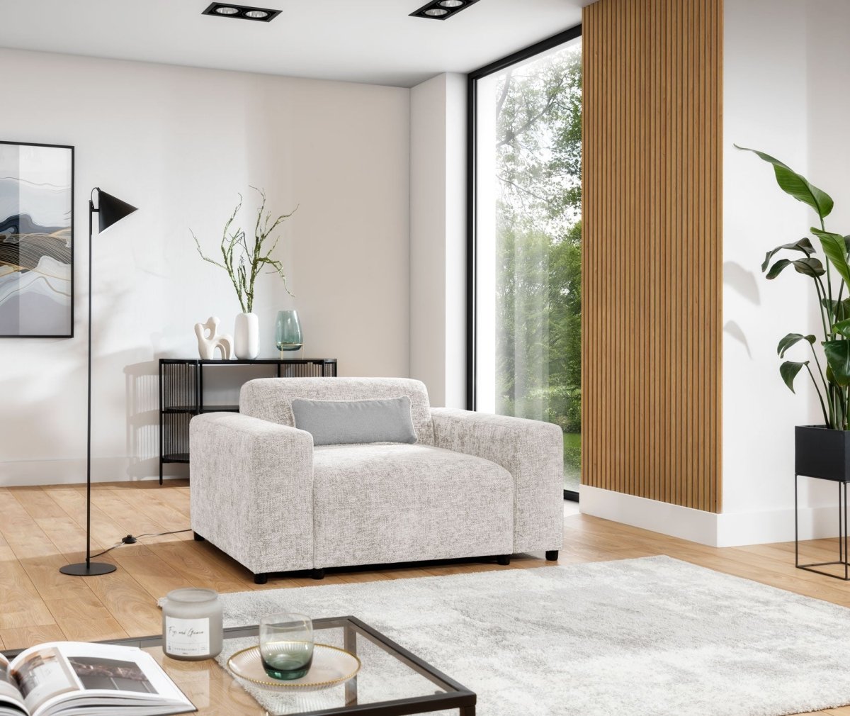 Eleganter Napoli Designer Sessel: Samtiger Komfort für Modernes Wohnzimmer Ambiente