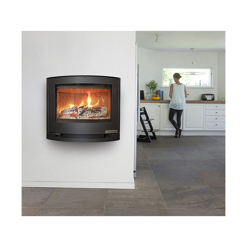 Aduro 15-3 Hängender Holzofen: Elegantes Design, 9 kW Leistung, Effizient Heizen