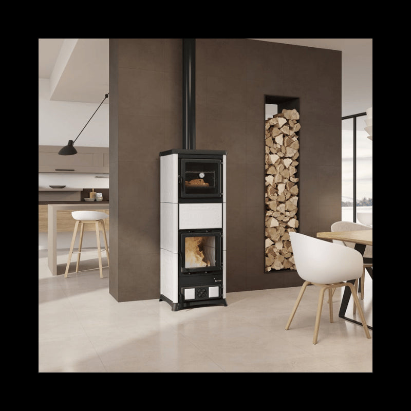 Leistungsstarker Nova Forno Holzofen mit integriertem Backofen 11,8 kW