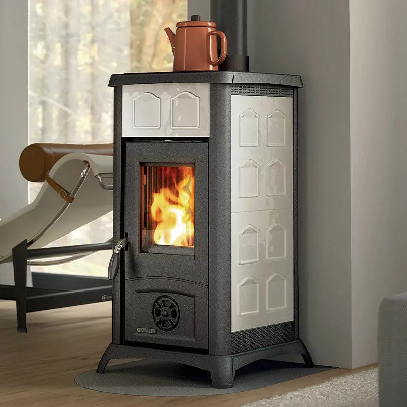 Gemma Holzofen 6 kW – La Nordica – kompakt, effizient, stilvoll für Ihr Zuhause