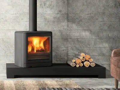 Nestor Martin Quadratischer Gasofen THS 15: 6 kW Leistung, Schwarzer Stahl, 360° drehbar