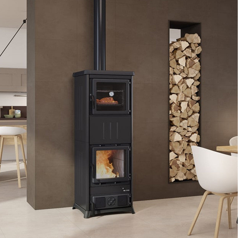 Eleganter Nova Forno Stahlholzofen mit Backfach – Perfekt für Kochen & Heizen