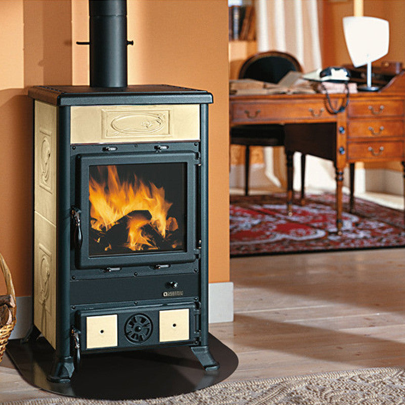 La Nordica Rossella R1 5.0 Keramik-Holzofen: Effizient, Elegant, Umweltfreundlich